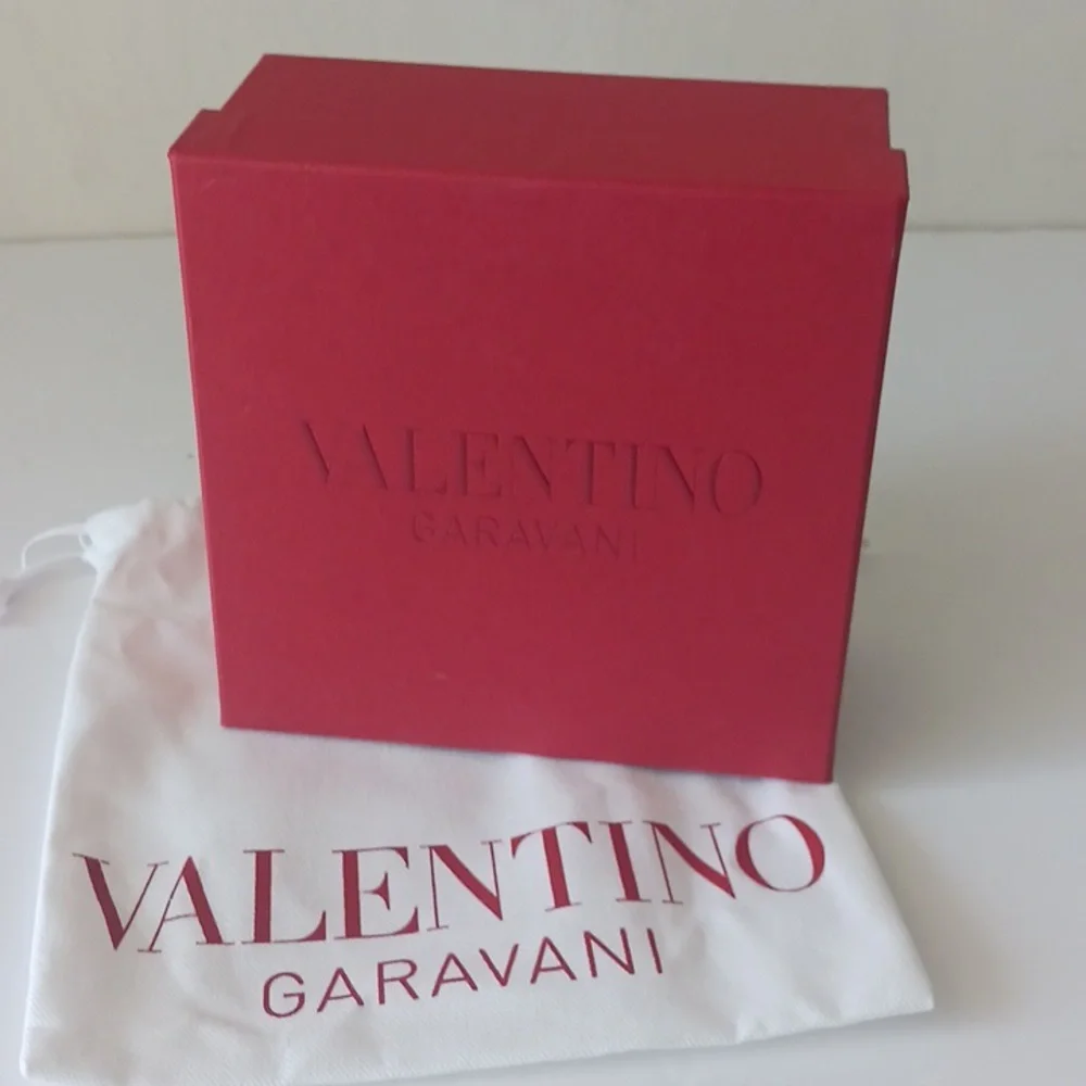 Valentino Garavani Red Box 6